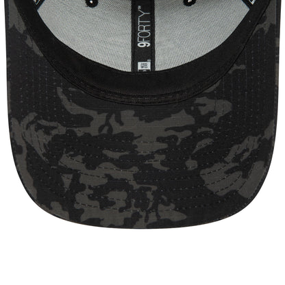 This is a LA Lakers Tonal Camo All Over Print Black 9FORTY Adjustable Cap 5