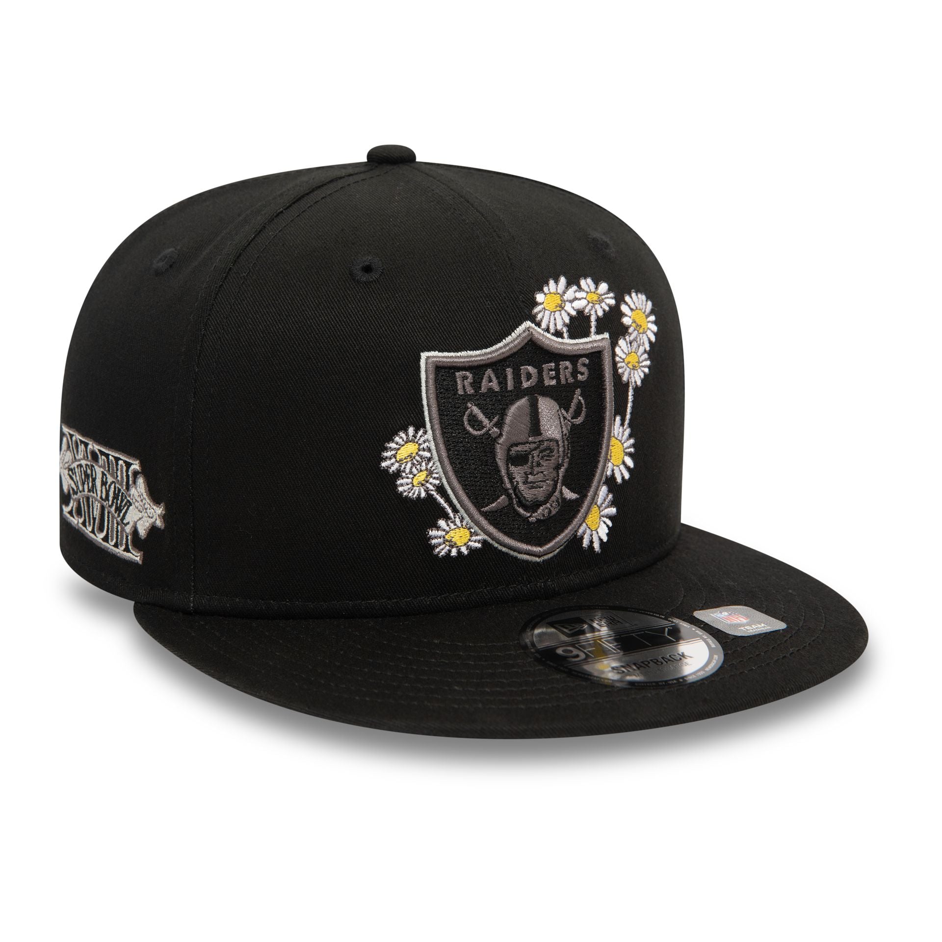 This is a Las Vegas Raiders Seasonal Flower Black 9FIFTY Snapback Cap 3