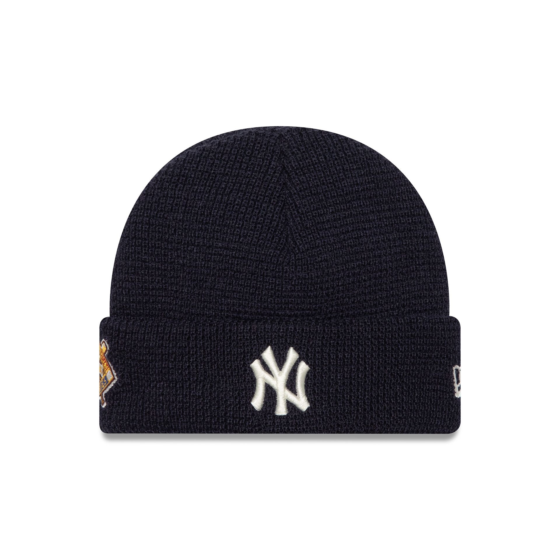 This is a New York Yankees Navy Short Cuff Knit Beanie Hat 1