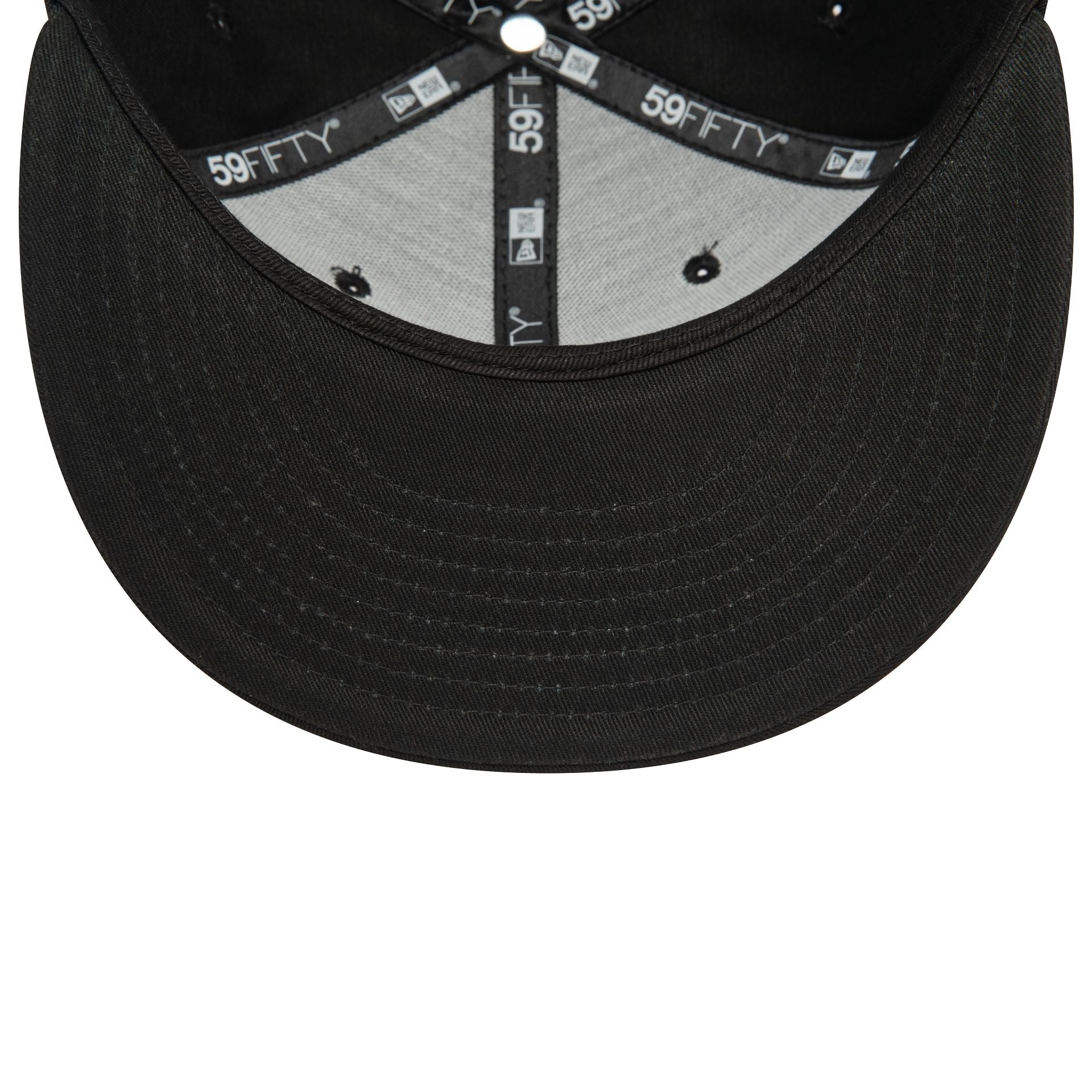 This is a Las Vegas Raiders NFL Official Team Colours Black 59FIFTY Fitted Cap 3