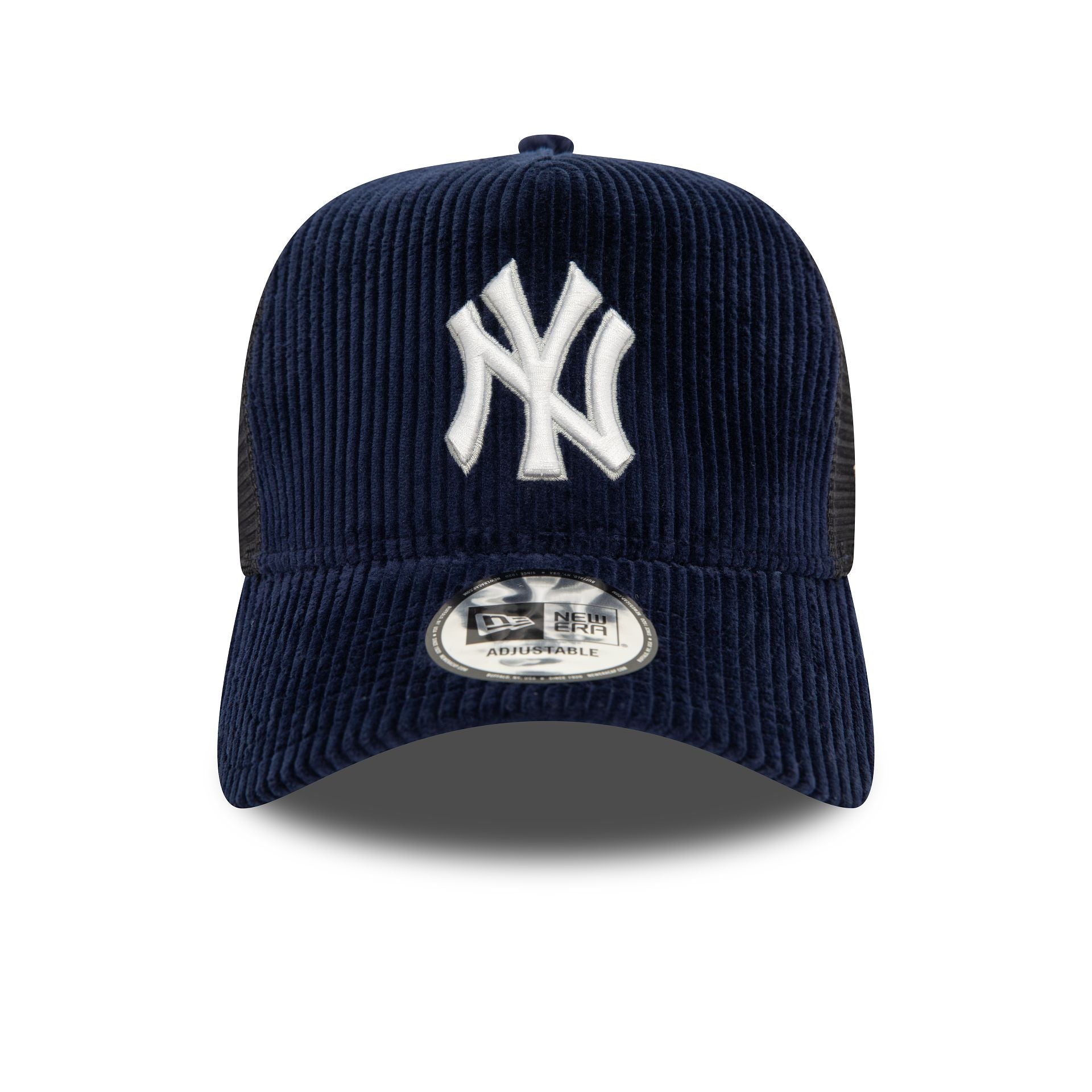 This is a New York Yankees MLB Cord Navy 9FORTY E-Frame Adjustable Trucker Cap 2