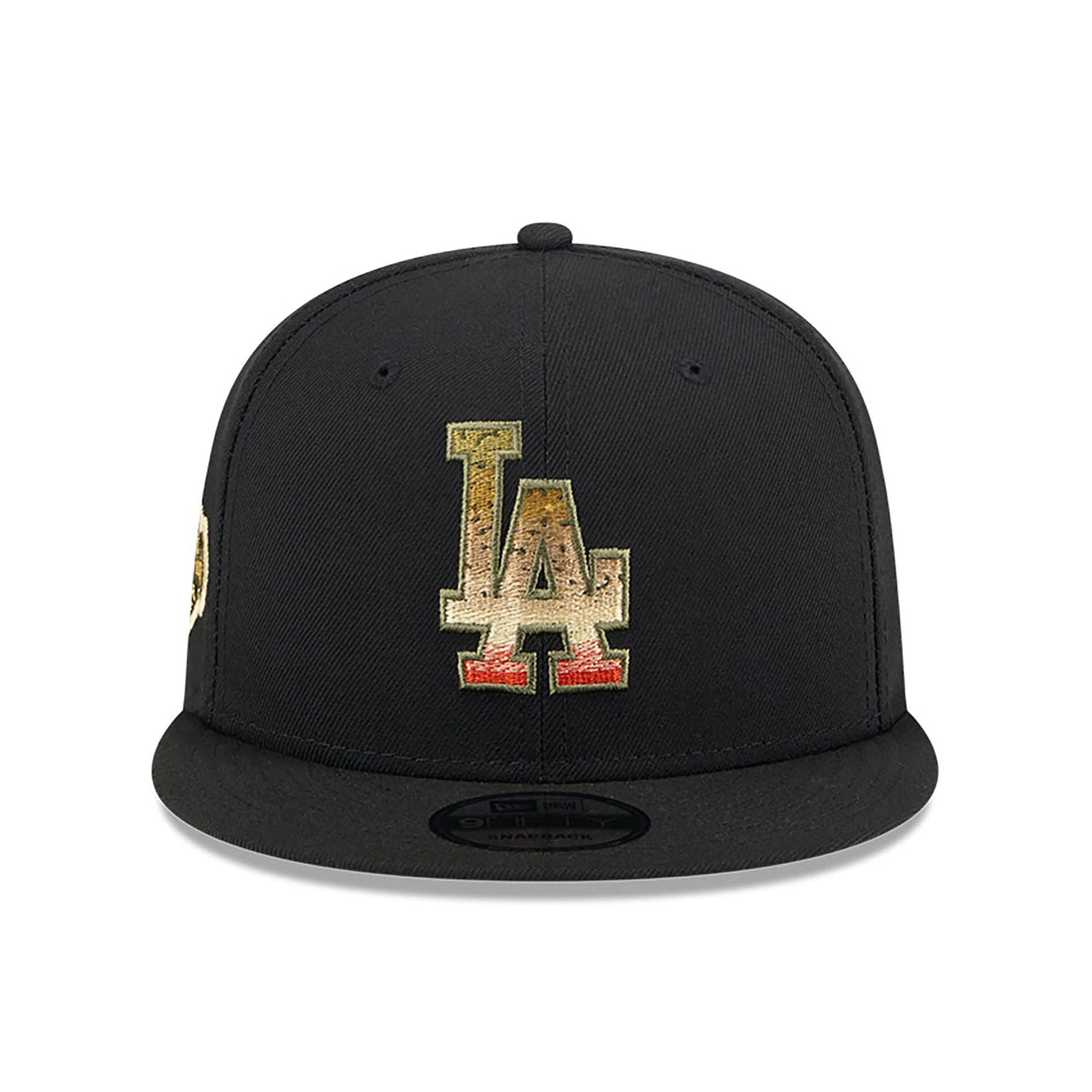 This is a LA Dodgers Animal Fill Black 9FIFTY Snapback Cap 3