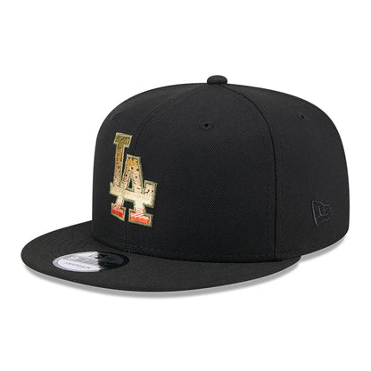 This is a LA Dodgers Animal Fill Black 9FIFTY Snapback Cap 4