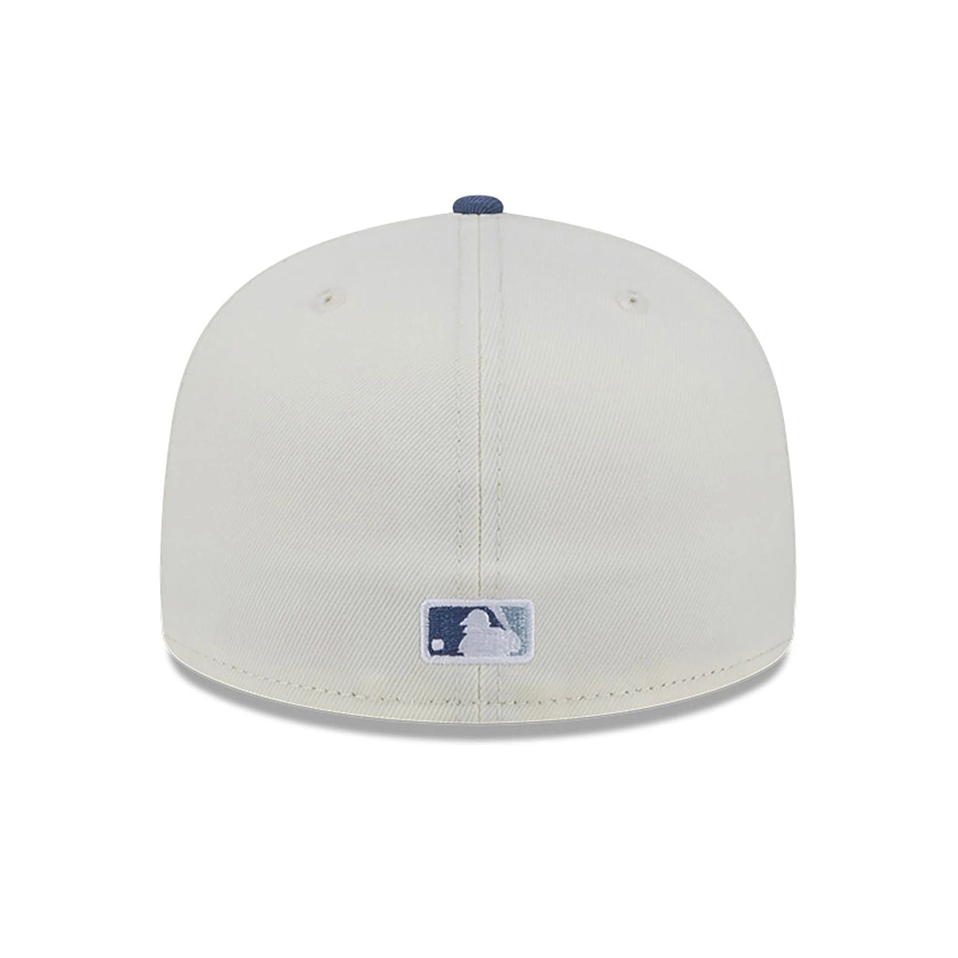 This is a Chicago White Sox Wavy Chainstitch White 59FIFTY Fitted Cap 5