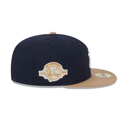 This is a New York Yankees Western Khaki Navy 59FIFTY Fitted Cap 6