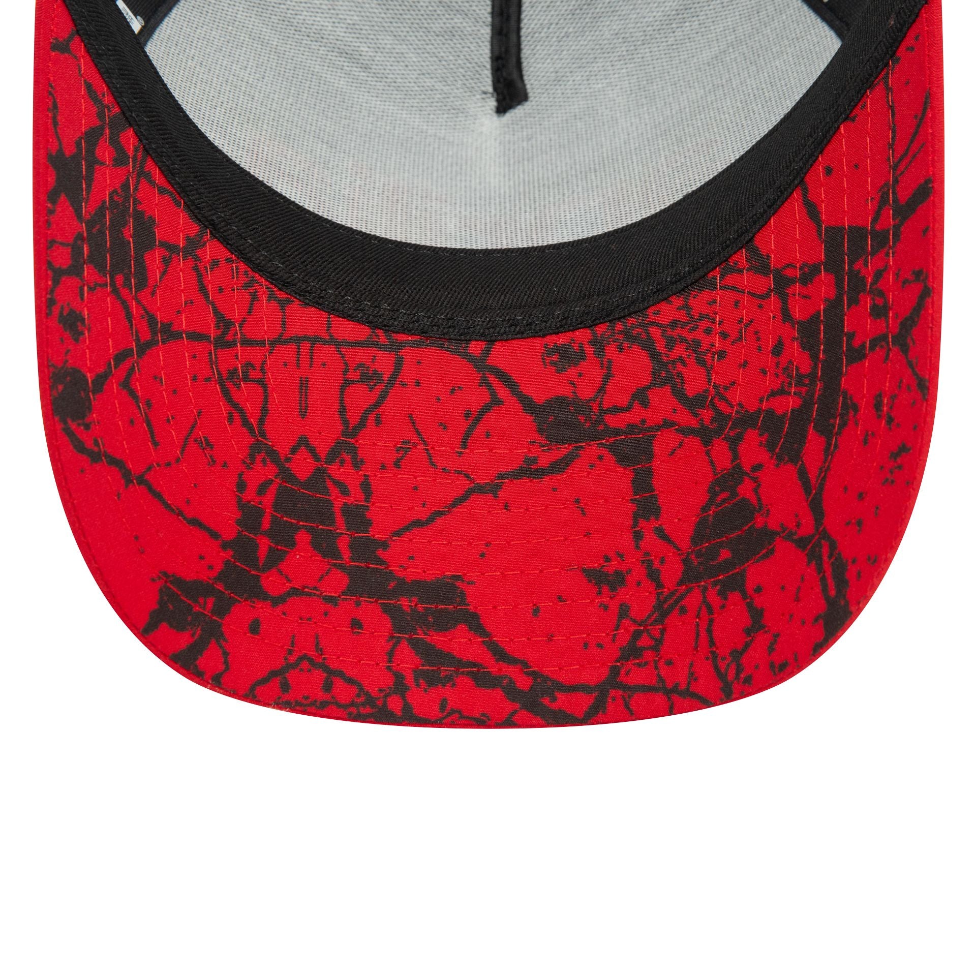 This is a Aprilia Crackle Print Black 9FORTY E-Frame Adjustable Trucker Cap 2