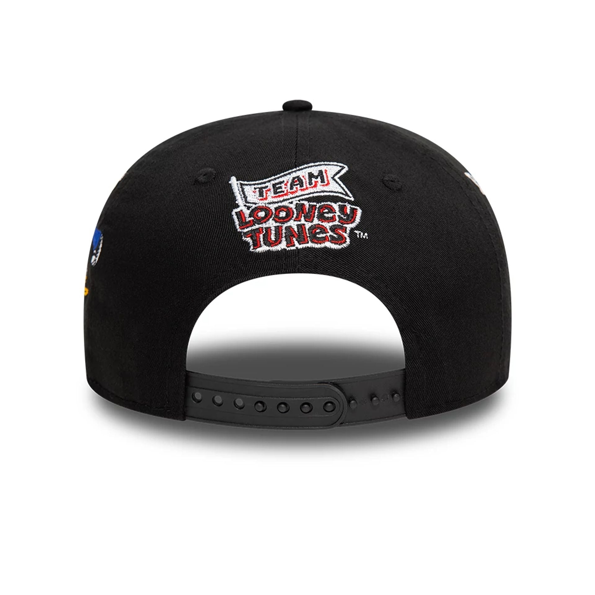 This is a Multi Character Team Looney Tunes Black 9FIFTY Snapback Cap 4