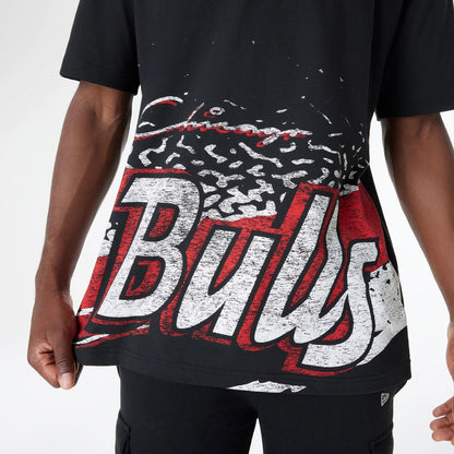 The Male model is wearing Chicago Bulls Sport Classic Black T-Shirt 4