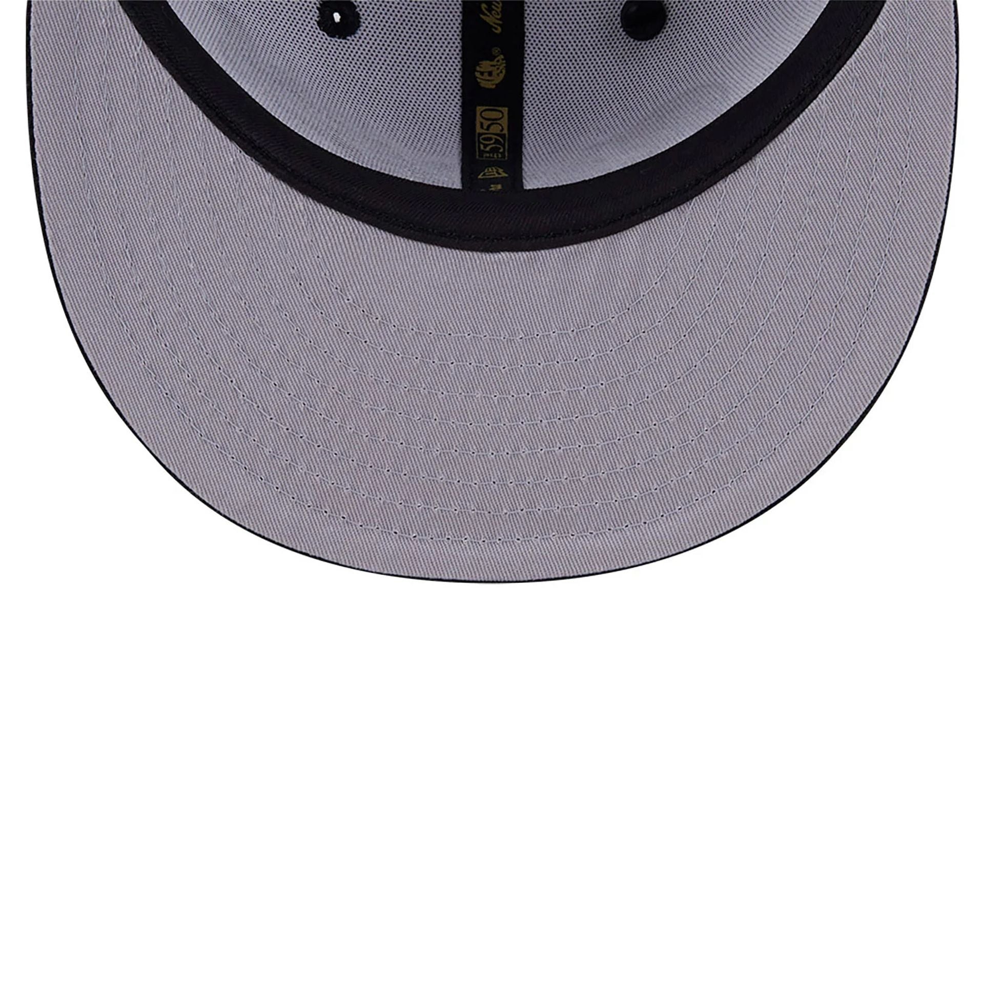 This is a Atlanta Braves 59FIFTY Day White 59FIFTY Fitted Cap 2