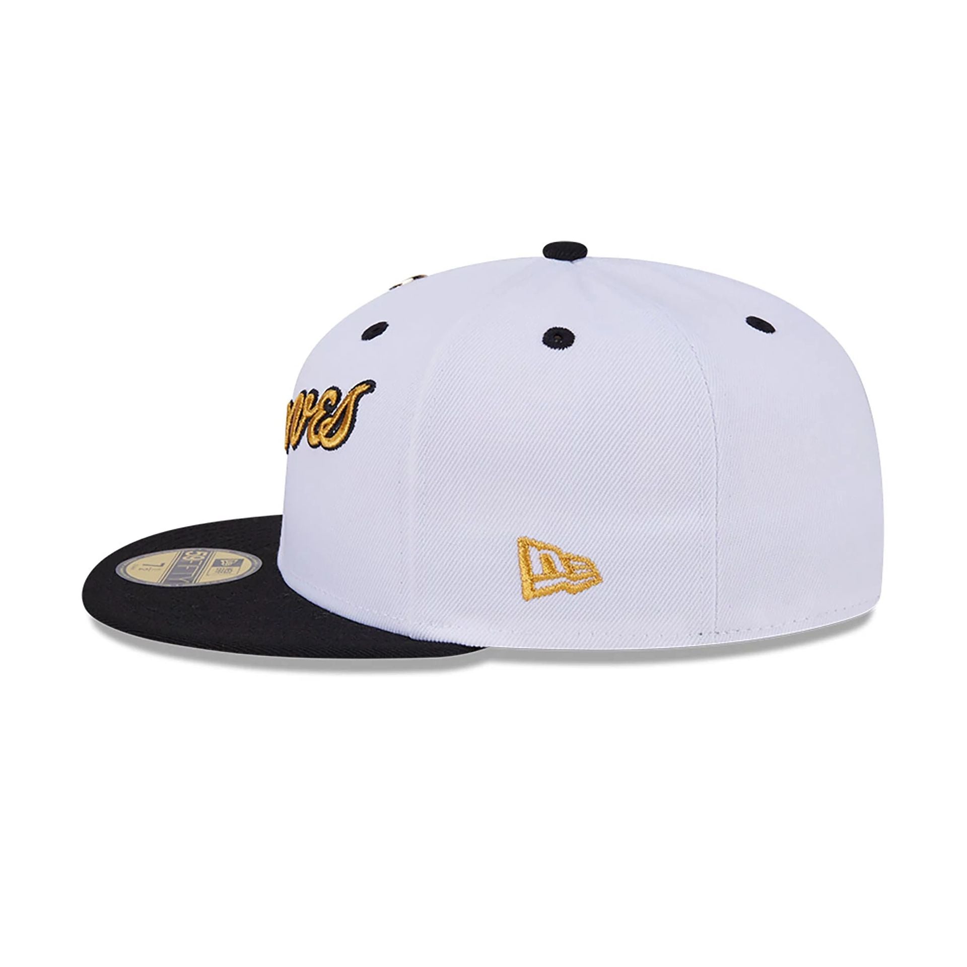 This is a Atlanta Braves 59FIFTY Day White 59FIFTY Fitted Cap 7