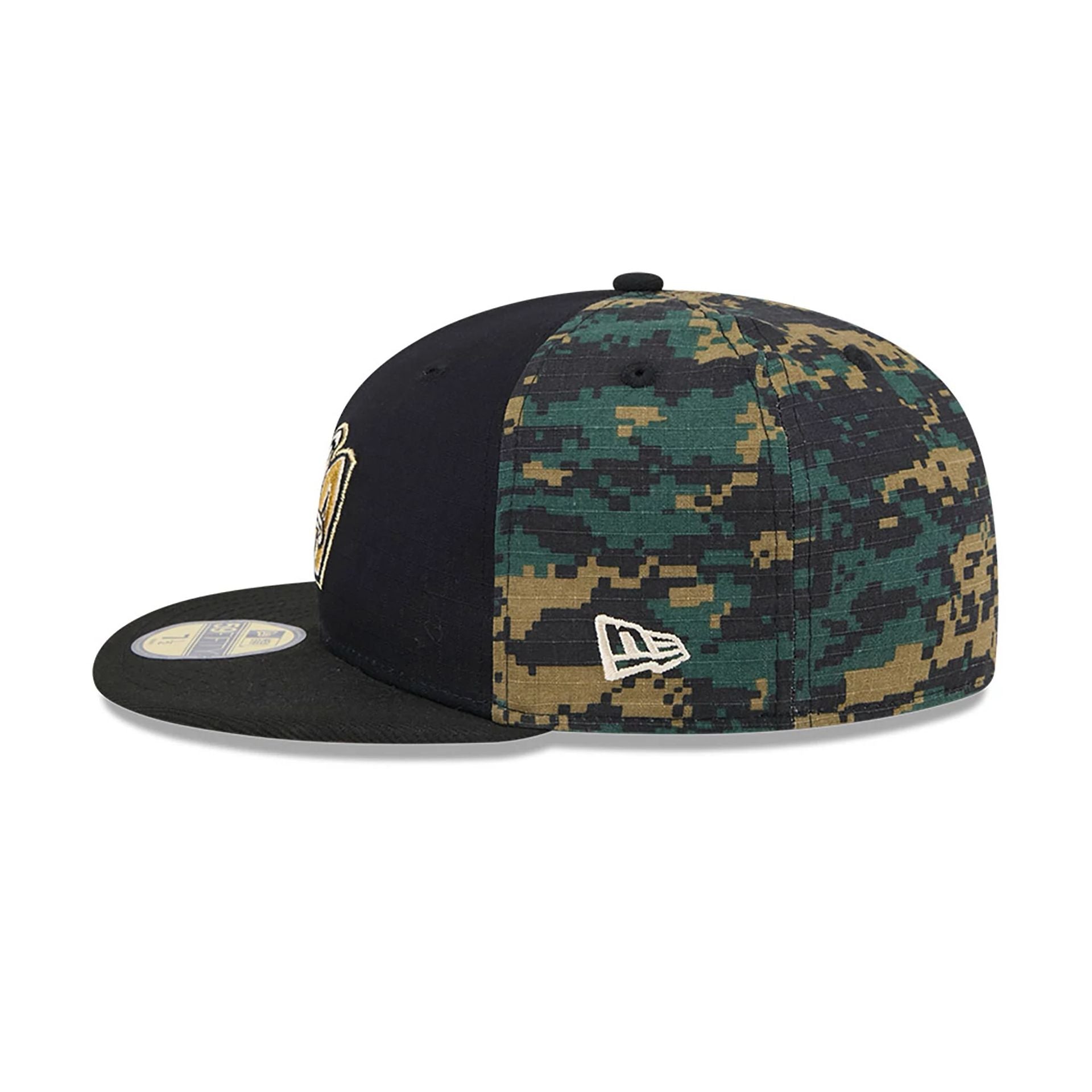 This is a LA Angels Digi Camo Black 59FIFTY Fitted Cap 7