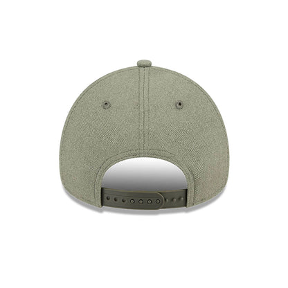 This is a Chicago White Sox Logo Essentials Green 9FORTY A-Frame Adjustable Cap 5