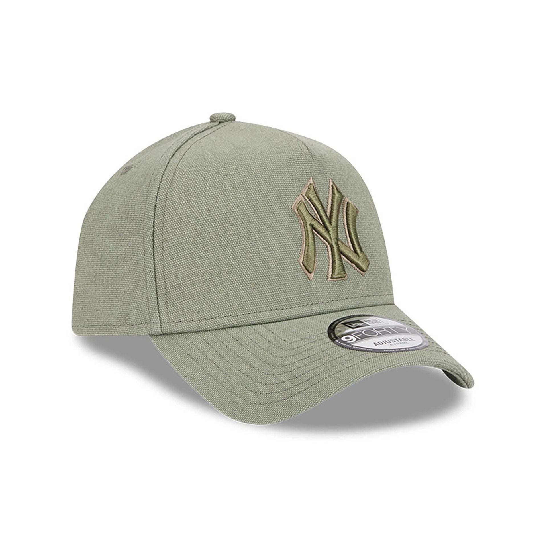 This is a New York Yankees Logo Essentials Green 9FORTY A-Frame Adjustable Cap 4