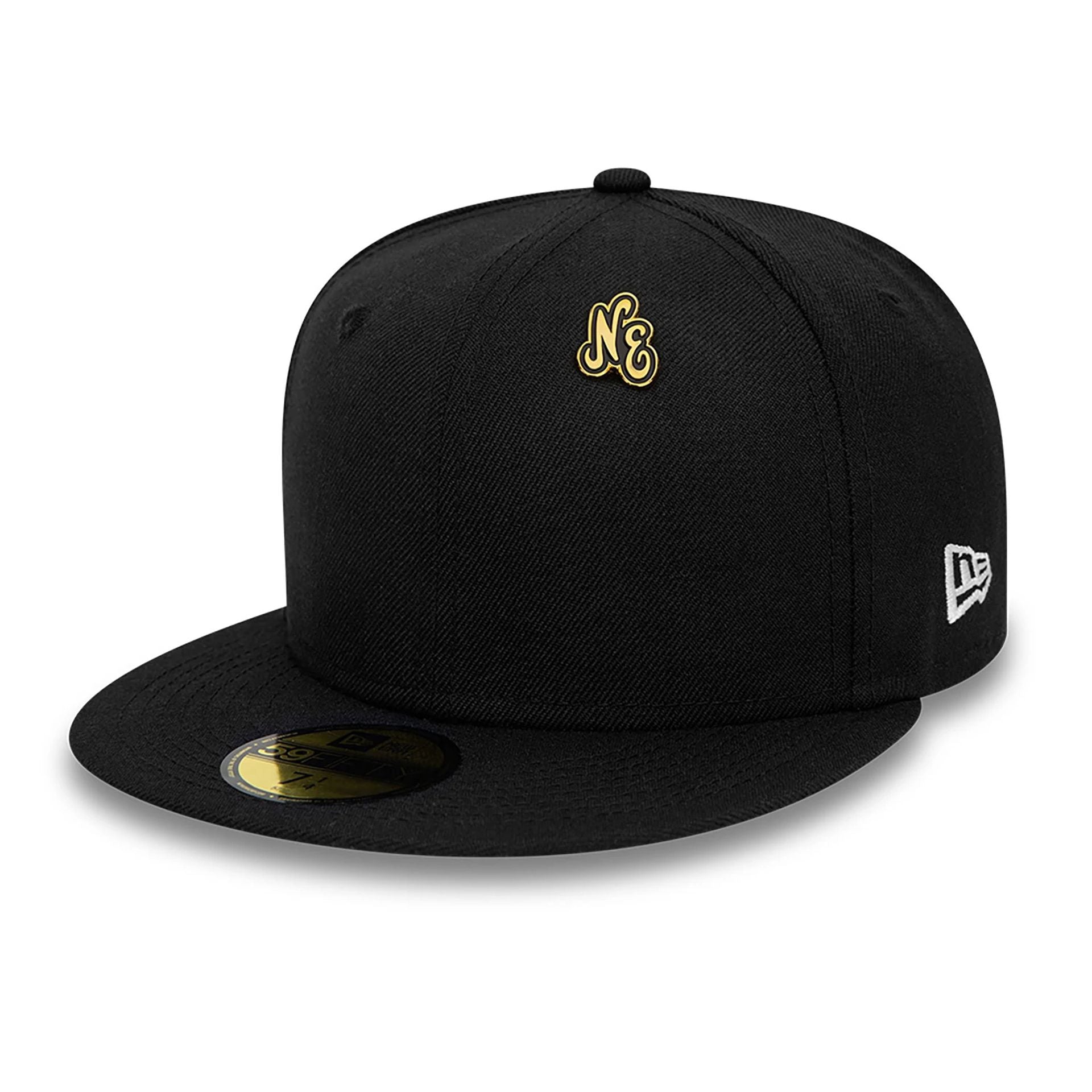 This is a New Era Heritage Connect Logo 59FIFTY Day Black Pin Badge 2