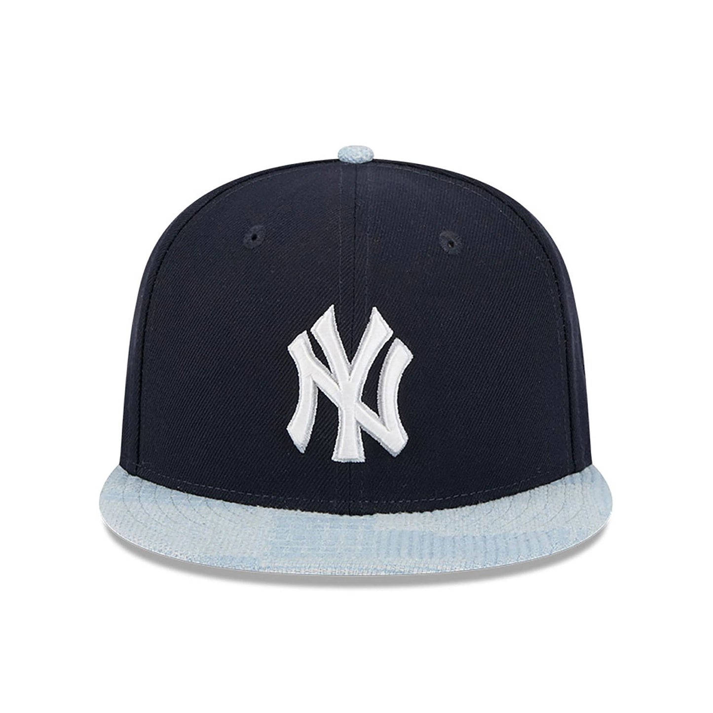 This is a New York Yankees Patch Denim Navy 59FIFTY Fitted Cap 4