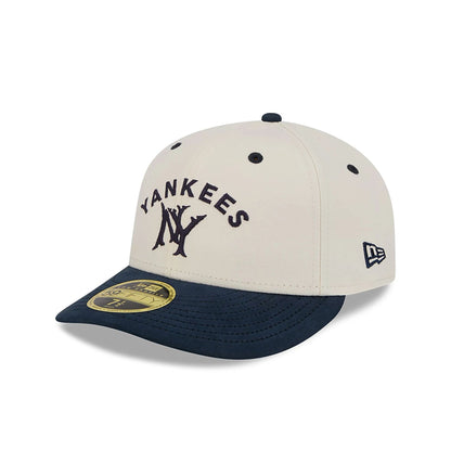 This is a New York Yankees Vintage Stack White Low Profile 59FIFTY Fitted Cap 4