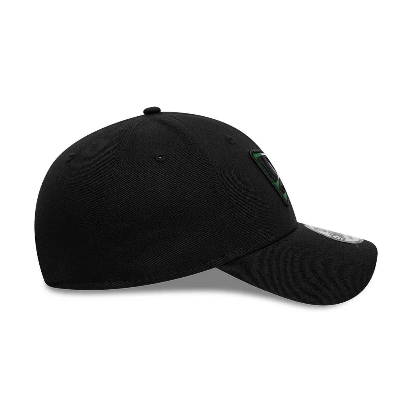 This is a New Era Italian Country Flag Infill Black 9FORTY Adjustable Cap 5