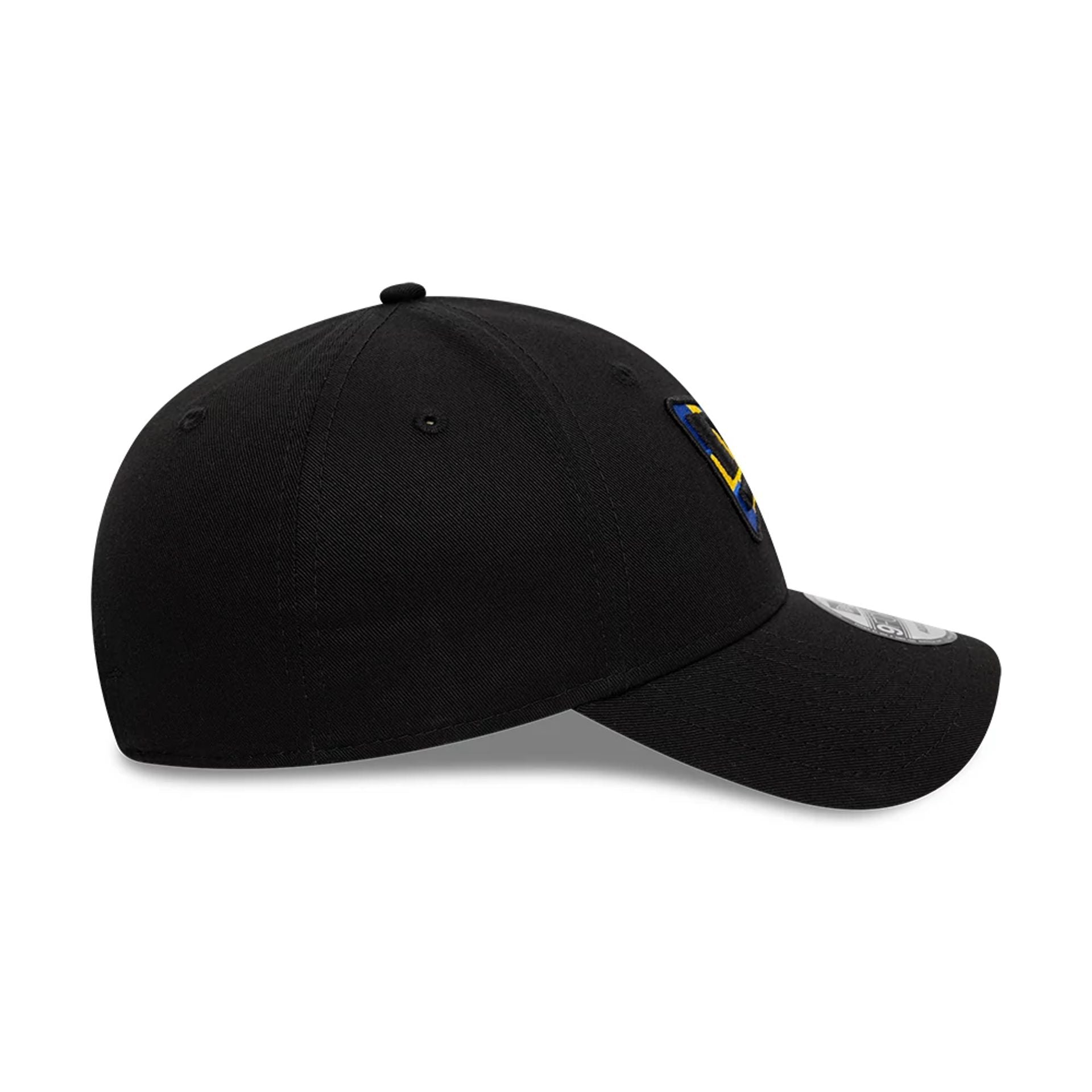 This is a New Era Swedish Country Flag Infill Black 9FORTY Adjustable Cap 2