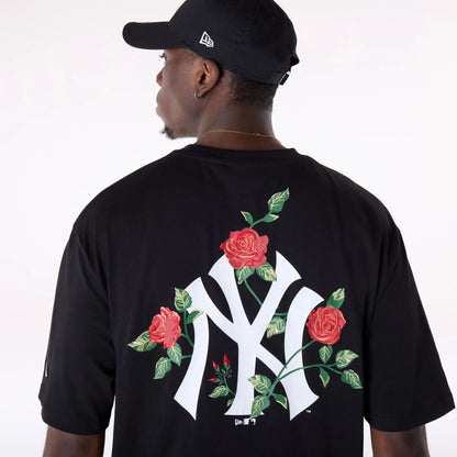 The Male model is wearing New York Yankees MLB Floral Graphic Black Oversized T-Shirt 1