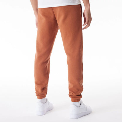 The Male model is wearing LA Dodgers MLB Gradient Graphic Brown Joggers  2