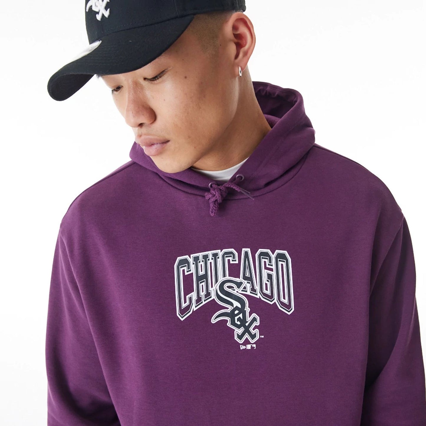 The Male model is wearing Chicago White Sox MLB Gradient Dark Purple Oversized Pullover Hoodie  7