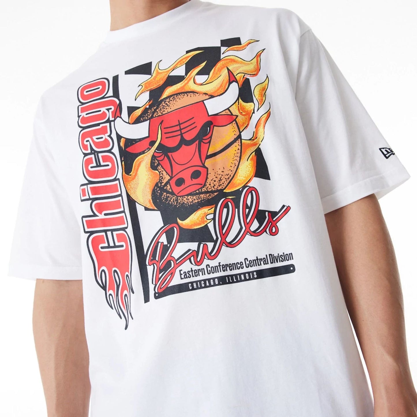 The Male model is wearing Chicago Bulls NBA Flame Print White Oversized T-Shirt  3