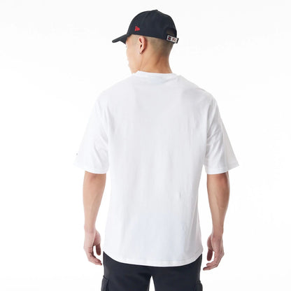 The Male model is wearing Chicago Bulls NBA Flame Print White Oversized T-Shirt  2