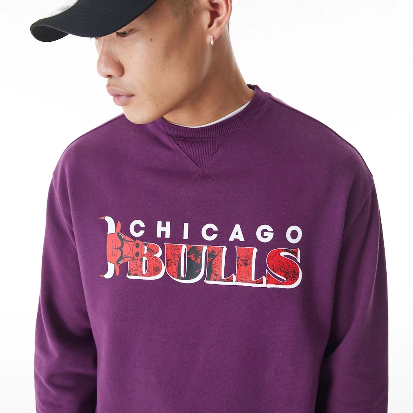 The Male model is wearing Chicago Bulls NBA Graphic Dark Purple Crew Neck Sweater  2