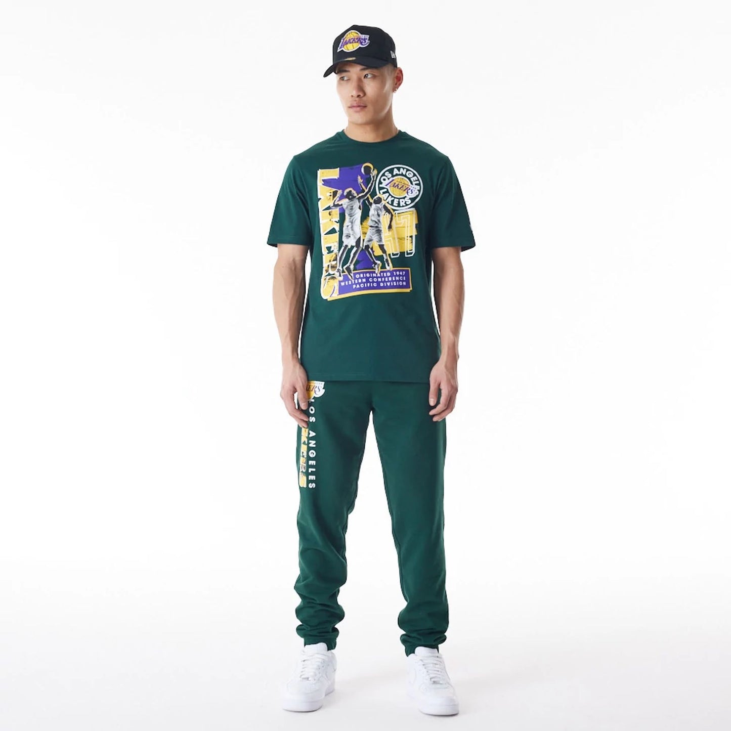 The Male model is wearing LA Lakers NBA Player Graphic Dark Green T-Shirt  4