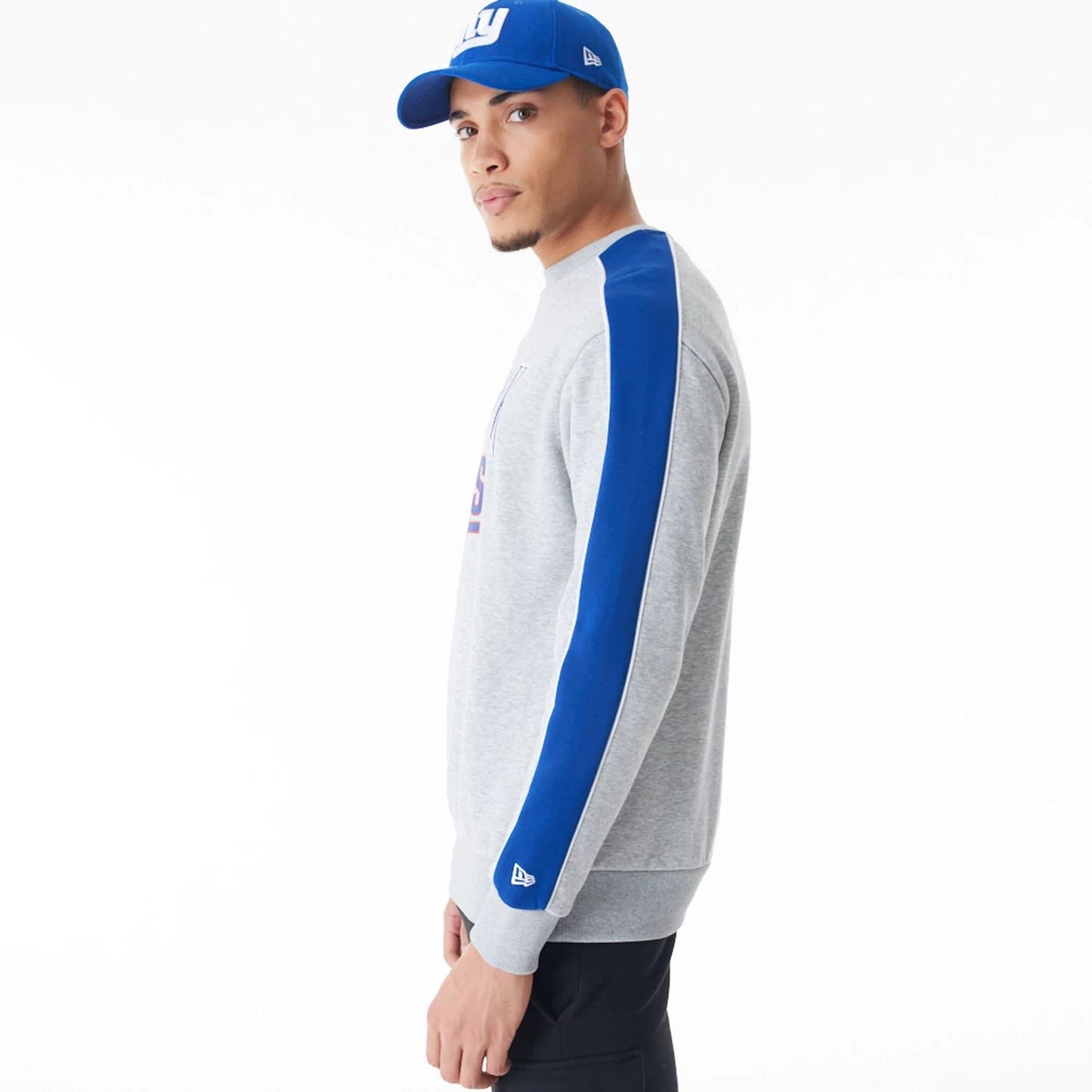 The Male model is wearing New York Giants NFL Graphic Grey Crew Neck Sweater  10