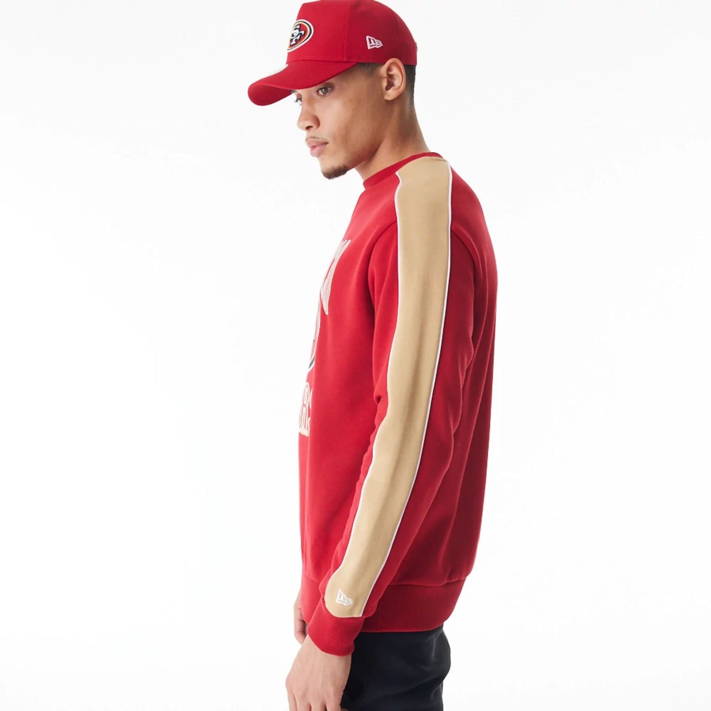 The Male model is wearing San Francisco 49Ers NFL Graphic Red Crew Neck Sweater  5