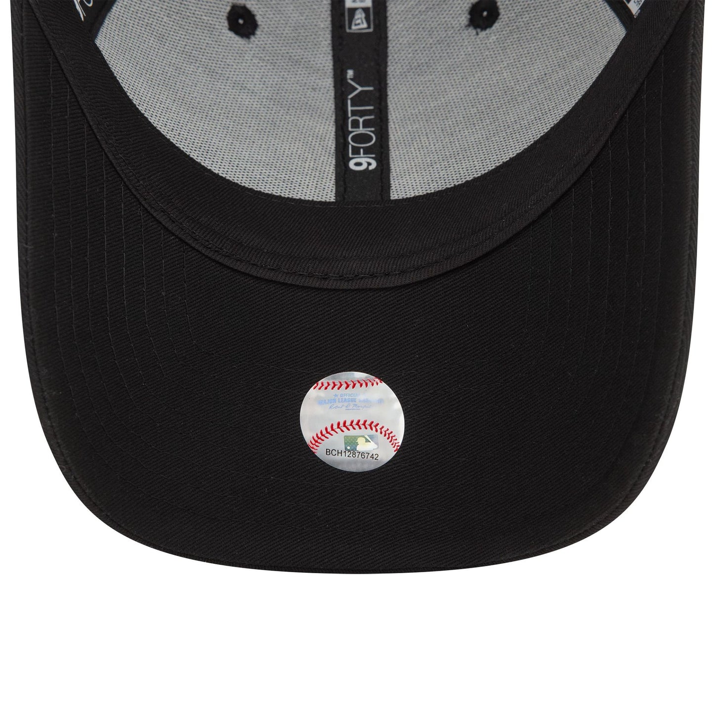 This is a New York Yankees Check Infill Black 9FORTY Adjustable Cap 5