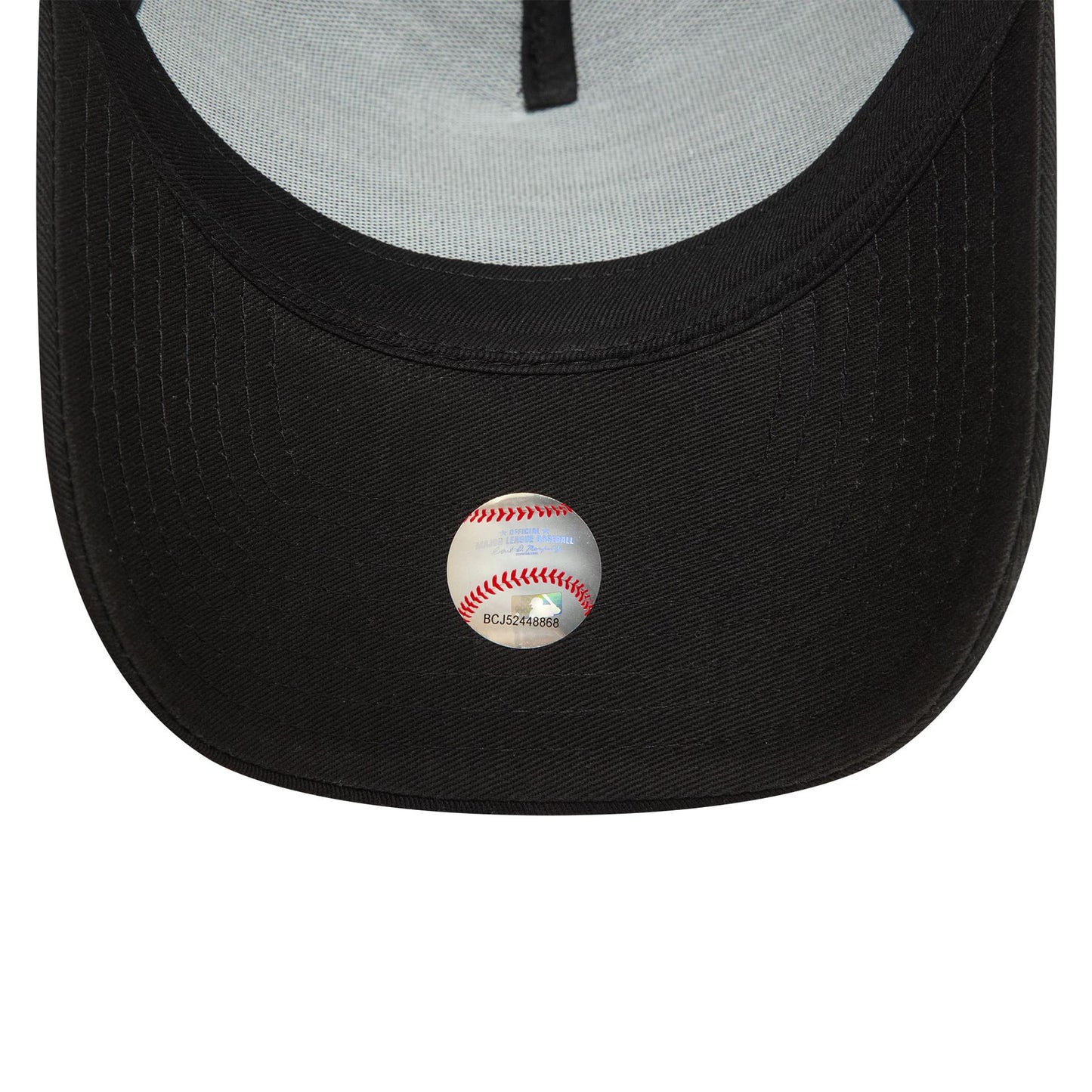 This is a New York Yankees Metallic Patch Black 9FORTY E-Frame Trucker Cap 5