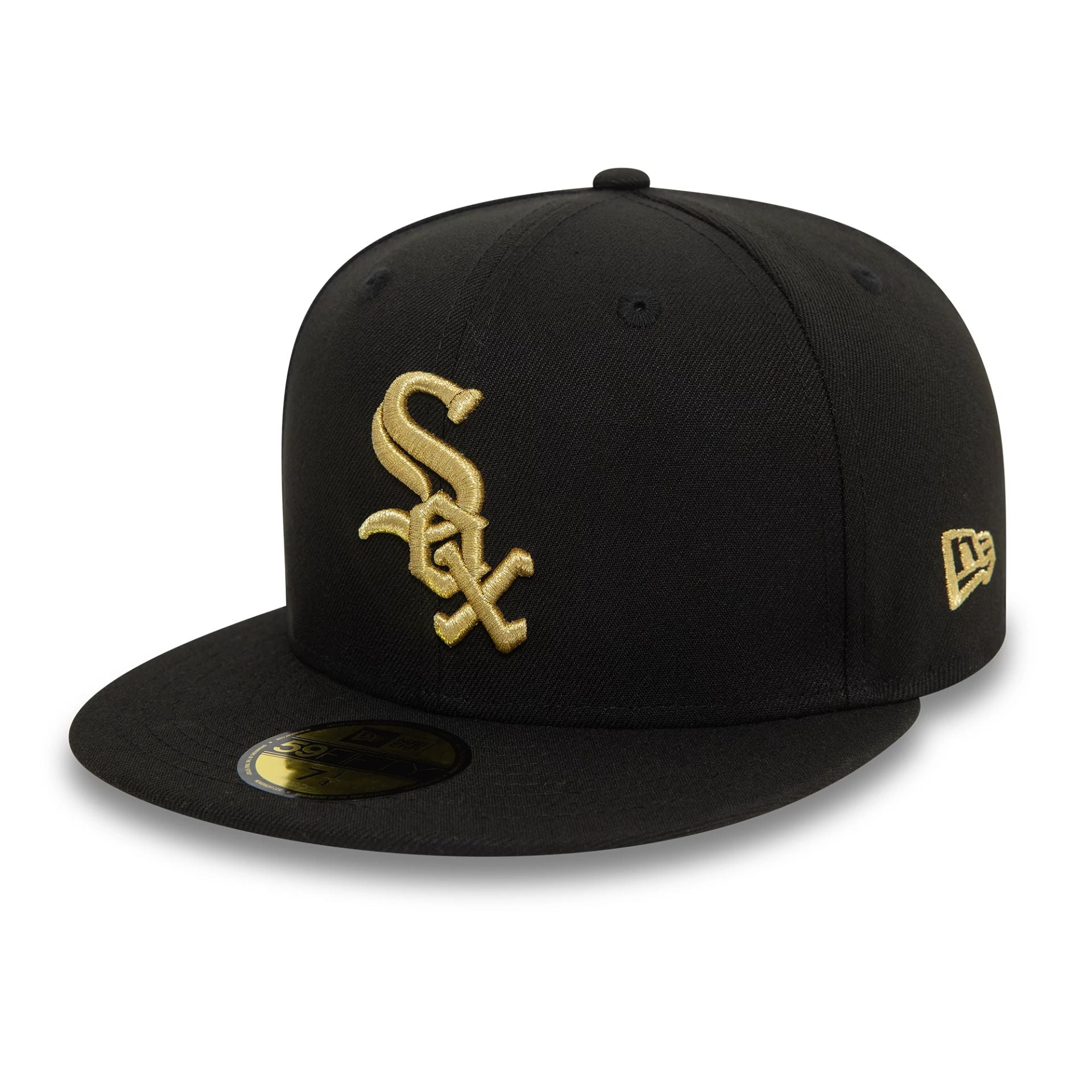 This is a Chicago White Sox Cooperstown Metallic Black 59FIFTY Fitted Cap 3