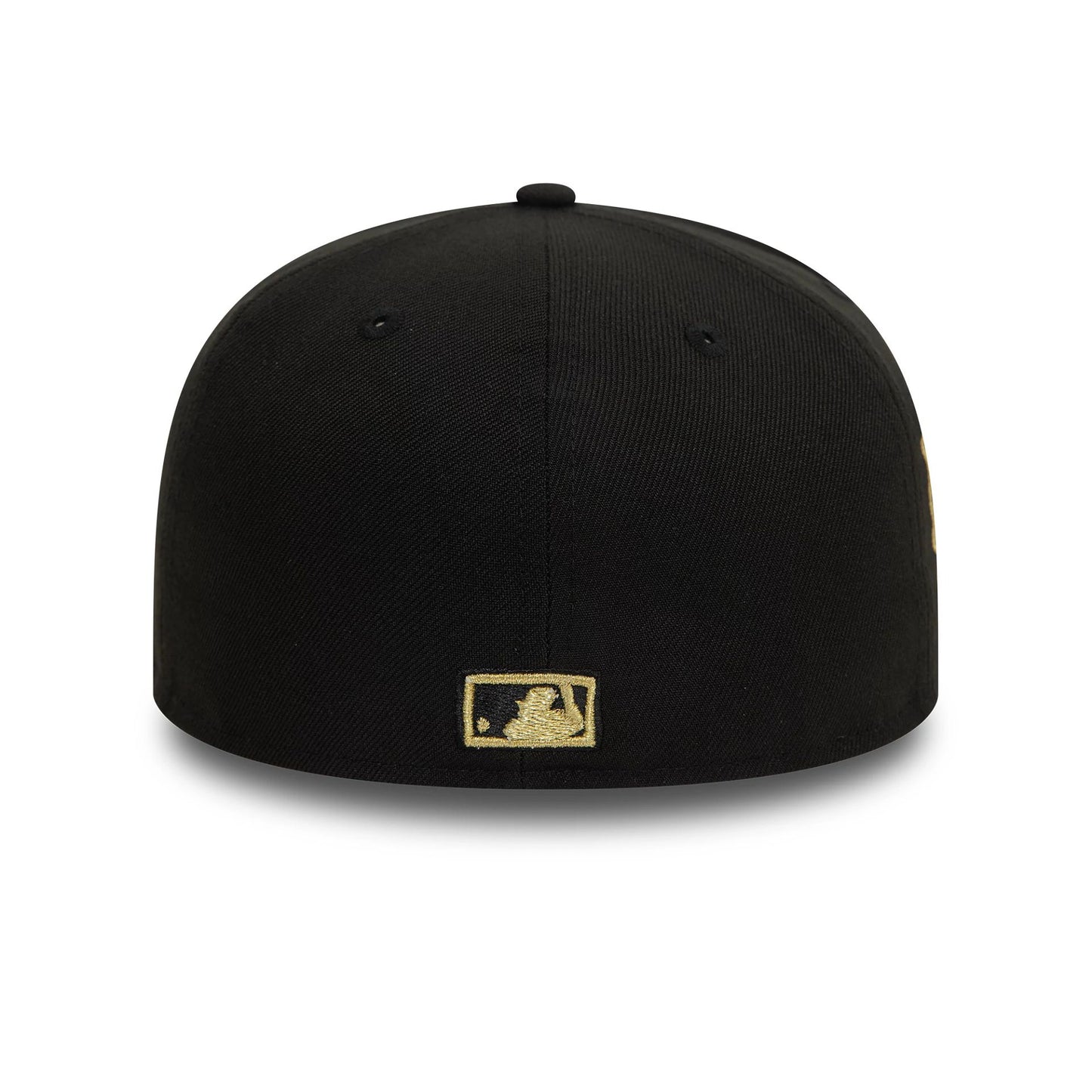 This is a New York Yankees Cooperstown Metallic Black 59FIFTY Fitted Cap 5