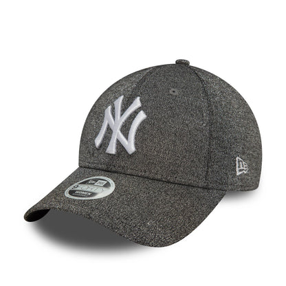 This is a New York Yankees Womens Glitter Black 9FORTY Adjustable Cap 1