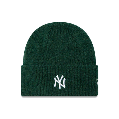 This is a New York Yankees Womens Dark Green Wide Cuff Knit Beanie Hat 1