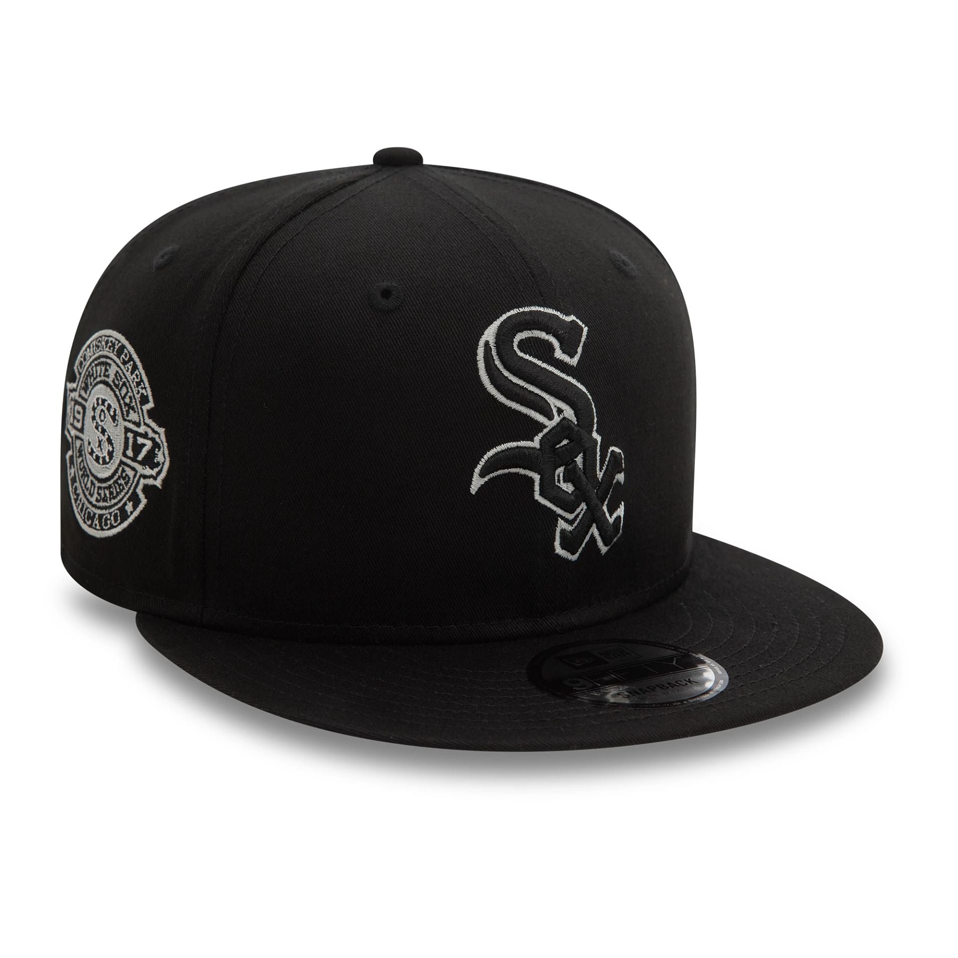 This is a Chicago White Sox Seasonal World Series Black 9FIFTY Snapback Cap 1