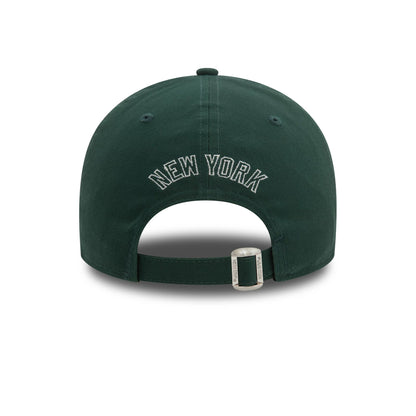 This is a New York Yankees Metallic Outline Dark Green 9FORTY Adjustable Cap 2