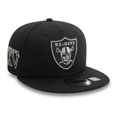 This is a Las Vegas Raiders Metallic Outline Black 9FIFTY Snapback Cap 1