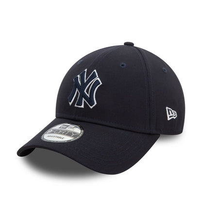 This is a New York Yankees Seasonal World Series Navy 9FORTY Adjustable Cap 3