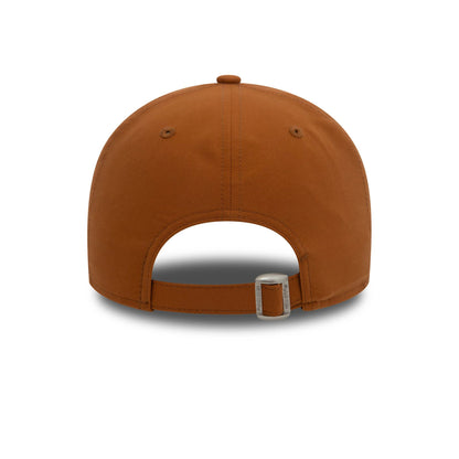 This is a New York Yankees Flawless Brown 9FORTY Adjustable Cap 4