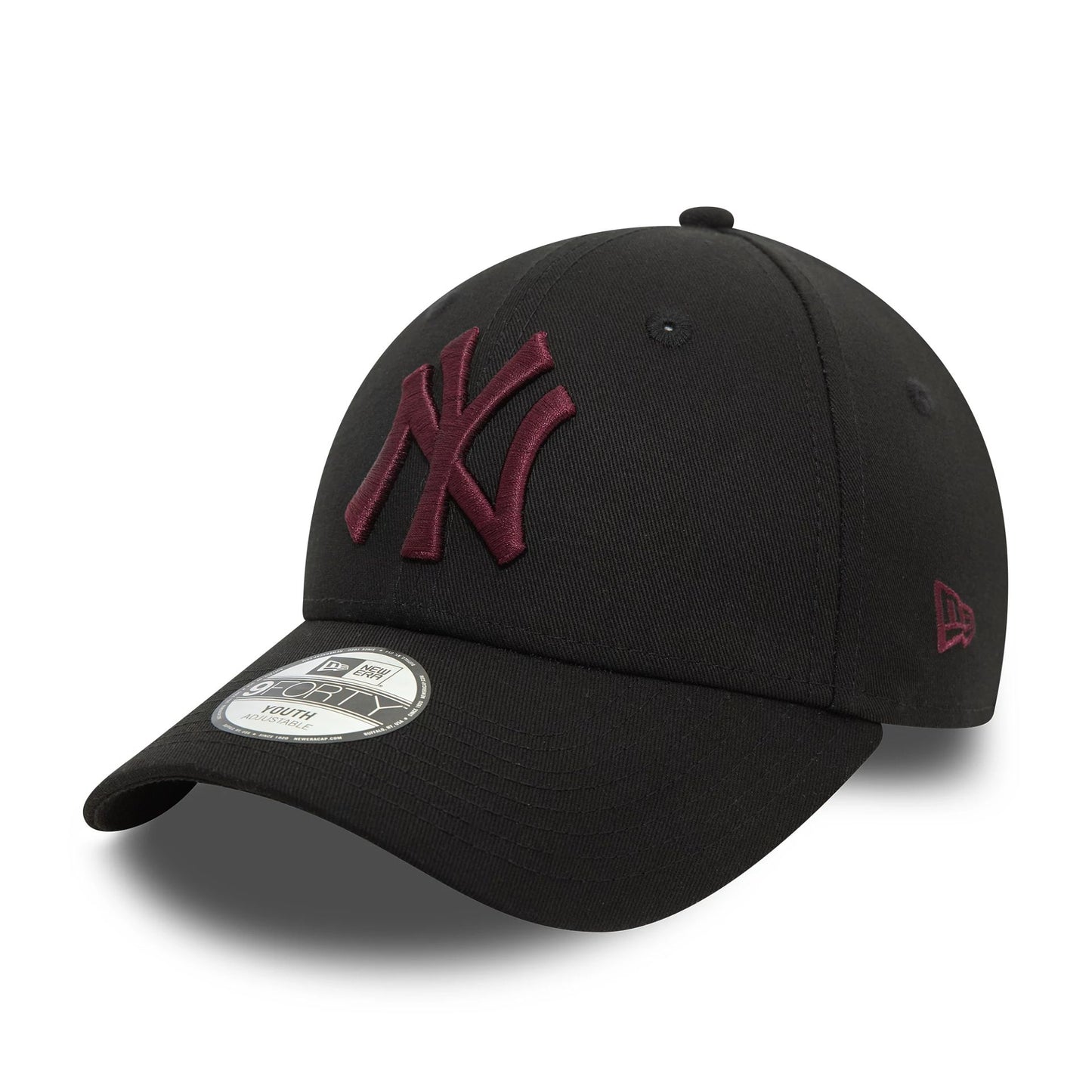 This is a New York Yankees Youth League Essential Black 9FORTY Adjustable Cap 1