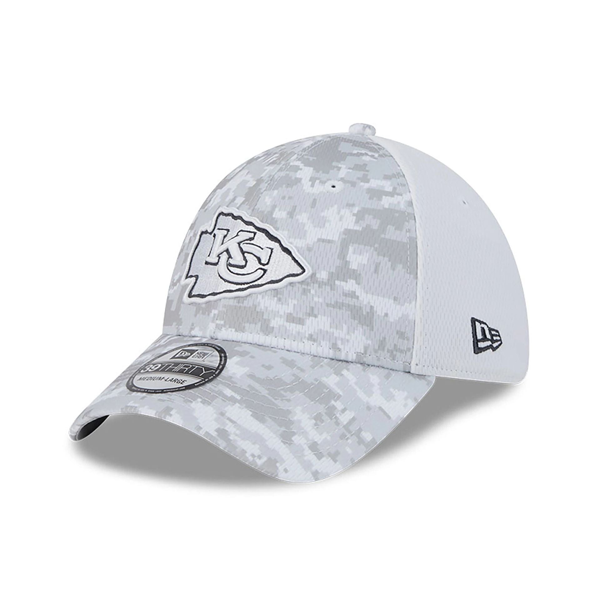 This is a Kansas City Chiefs NFL Salute To Service 2024 White 39THIRTY Stretch Fit Cap 4