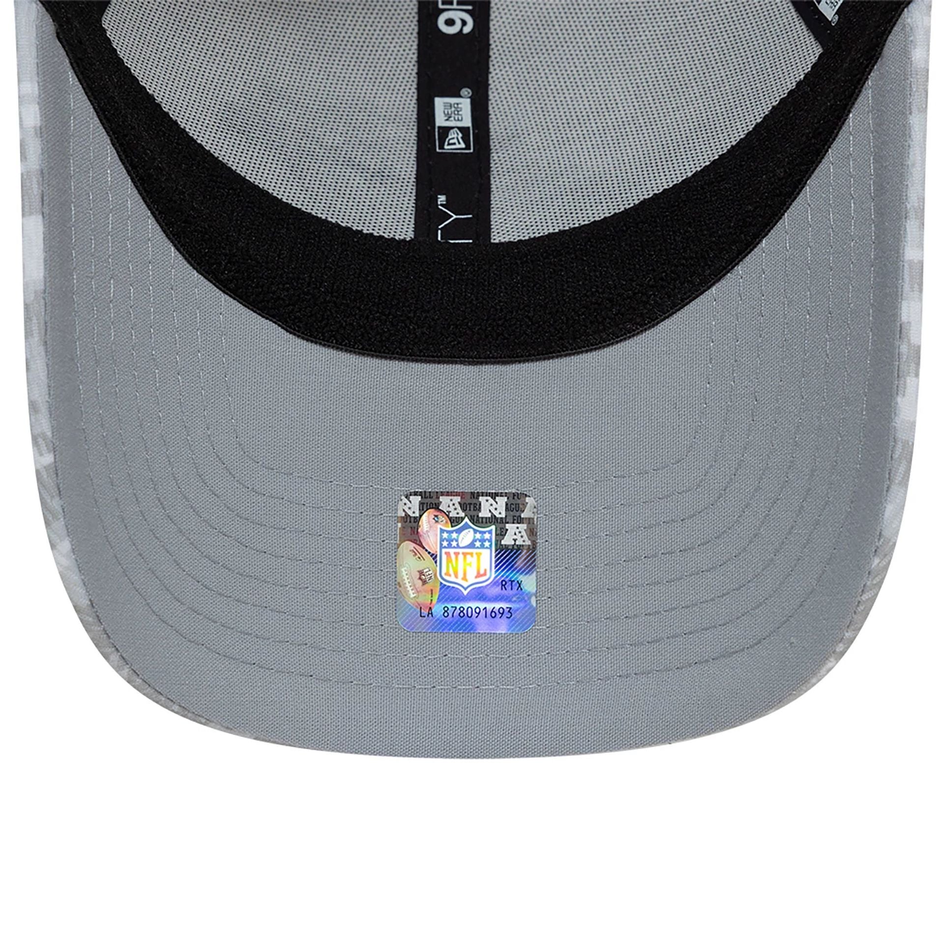 This is a Carolina Panthers NFL Salute To Service 2024 White 9FORTY Stretch Snap Adjustable Cap 2