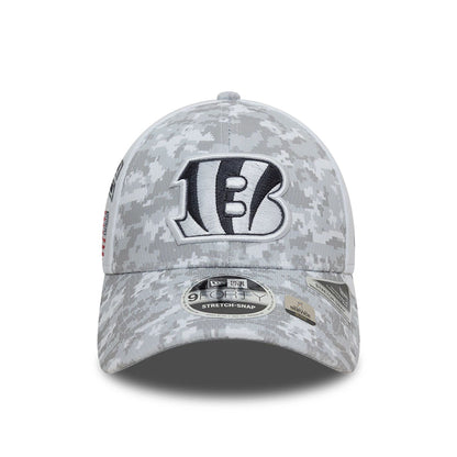 This is a Cincinnati Bengals NFL Salute To Service 2024 White 9FORTY Stretch Snap Adjustable Cap 3