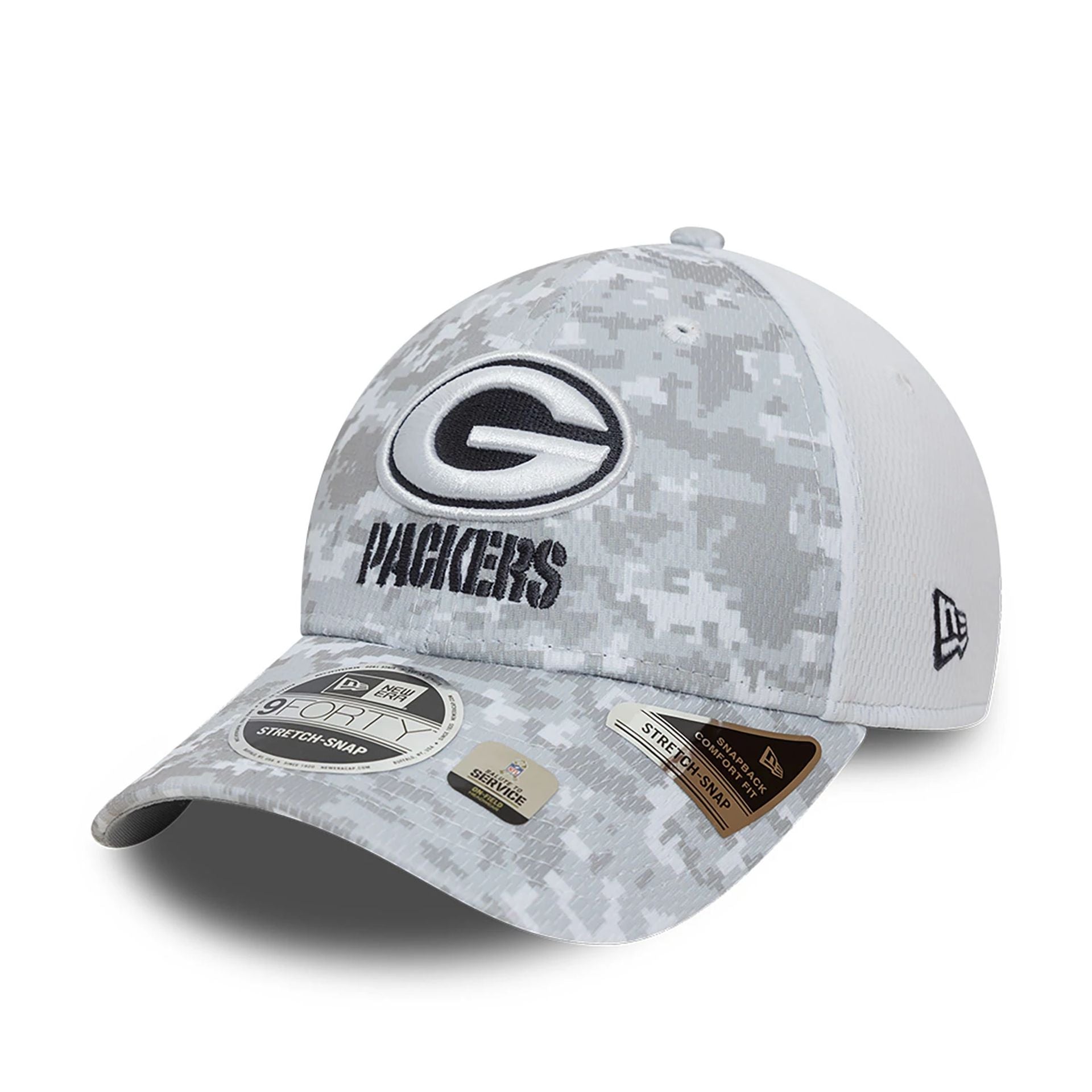 This is a Green Bay Packers NFL Salute To Service 2024 White 9FORTY Stretch Snap Adjustable Cap 4