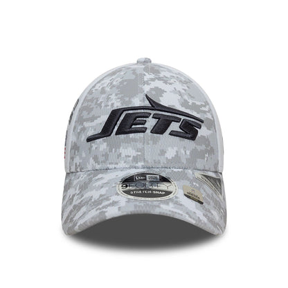 This is a New York Jets NFL Salute To Service 2024 White 9FORTY Stretch Snap Adjustable Cap 3