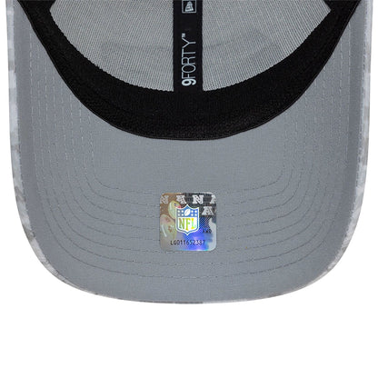 This is a Seattle Seahawks NFL Salute To Service 2024 White 9FORTY Stretch Snap Adjustable Cap 2