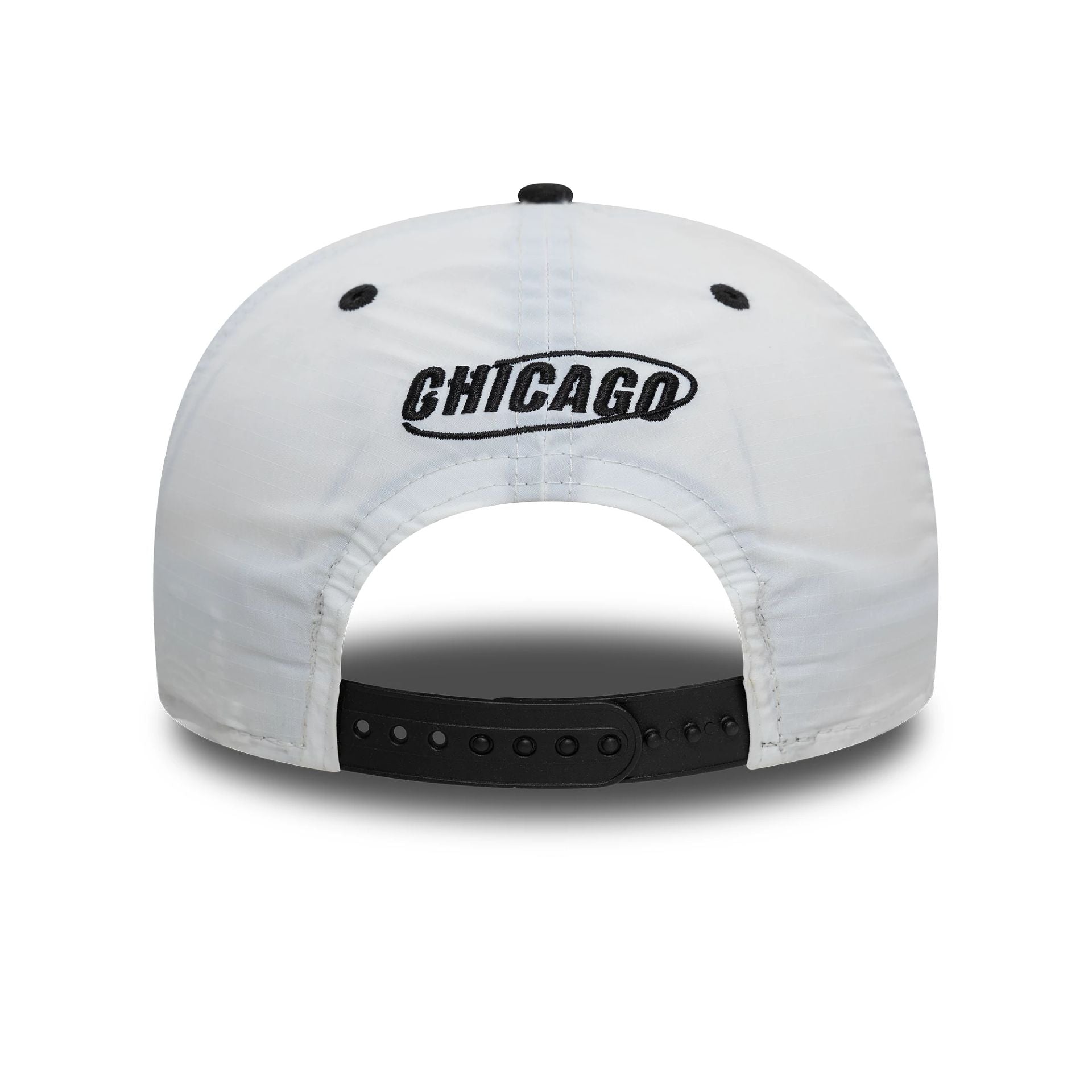 This is a Chicago White Sox Chrome Logo White Golfer Snapback Cap 4